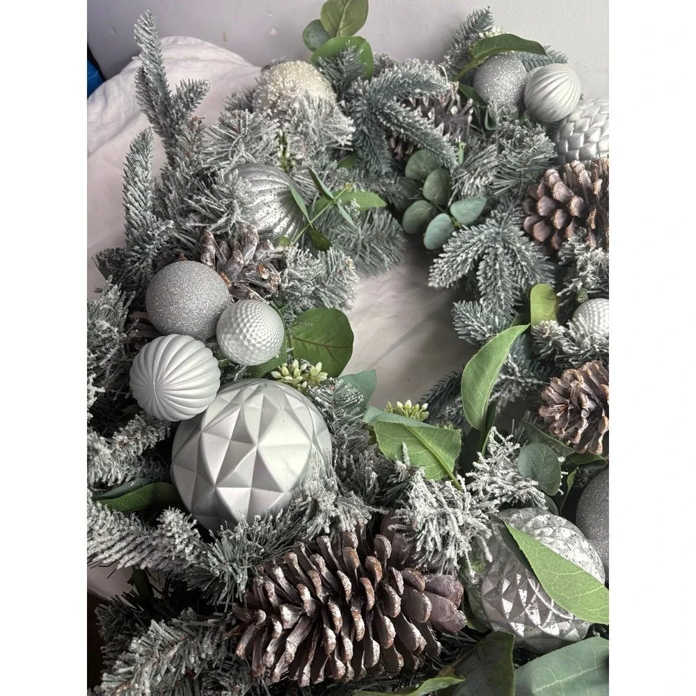 Large frosted  decorated pre lit Artificial Christmas Wreath with Iridescent Orn